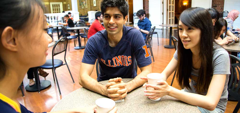 international students having coffee at UIUC
