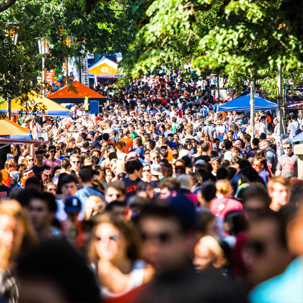 the Quad full of people