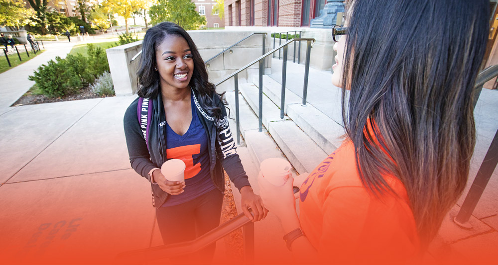 transfer students on the steps of Lincoln Hall